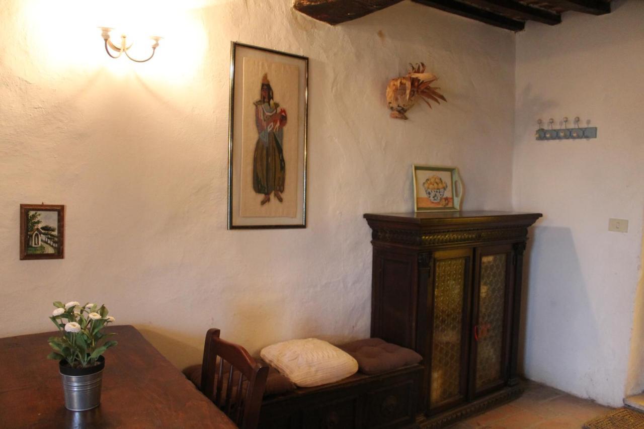 Petite Maison, Nel Borgo Di Cetona Exteriör bild